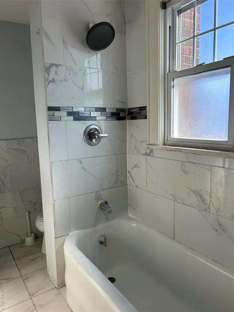 139 Derby Street Valley Stream NY 11581