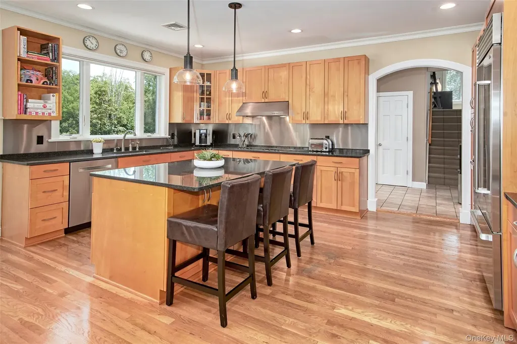 17 Byram Meadows Road Chappaqua NY 10514