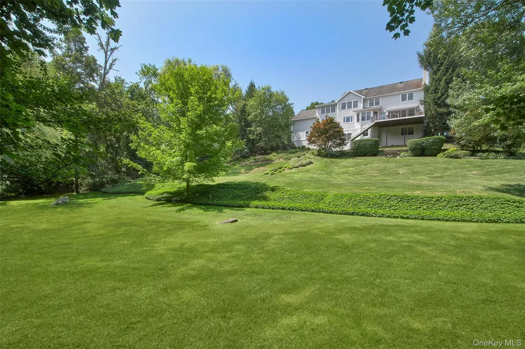 17 Byram Meadows Road Chappaqua NY 10514