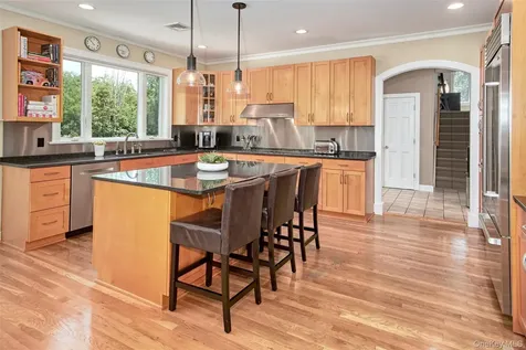 17 Byram Meadows Road Chappaqua NY 10514