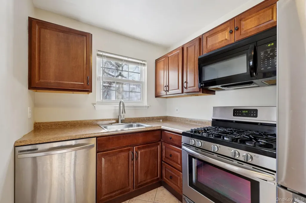 14 Lexington Hill Harriman NY 10926