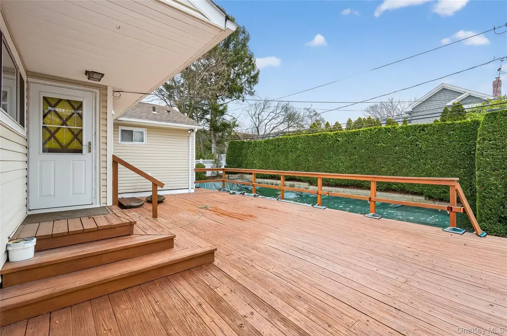 50 Netto Lane Plainview NY 11803
