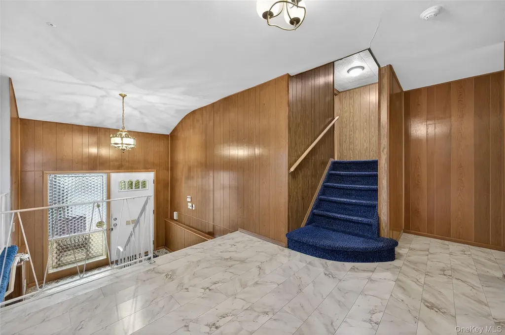 50 Netto Lane Plainview NY 11803