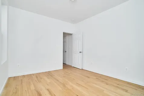 1069 Grant Avenue Bronx NY 10456