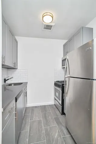 1069 Grant Avenue Bronx NY 10456