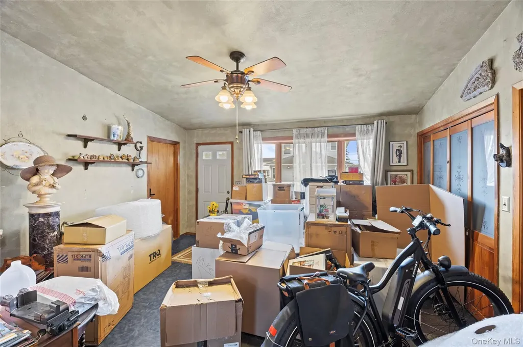 2340 Devon Street East Meadow NY 11554