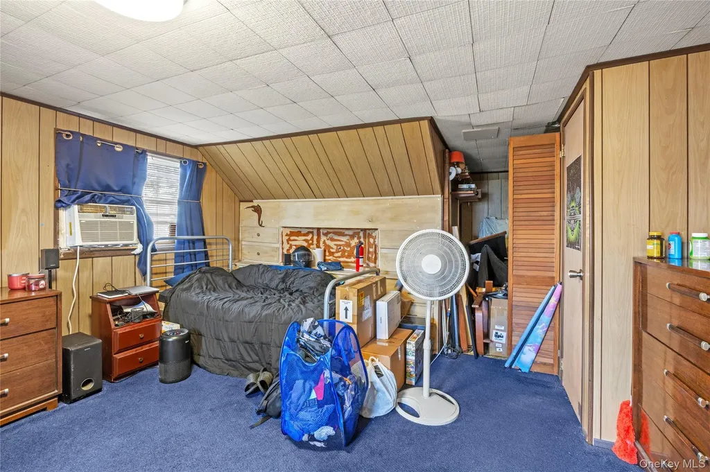2340 Devon Street East Meadow NY 11554