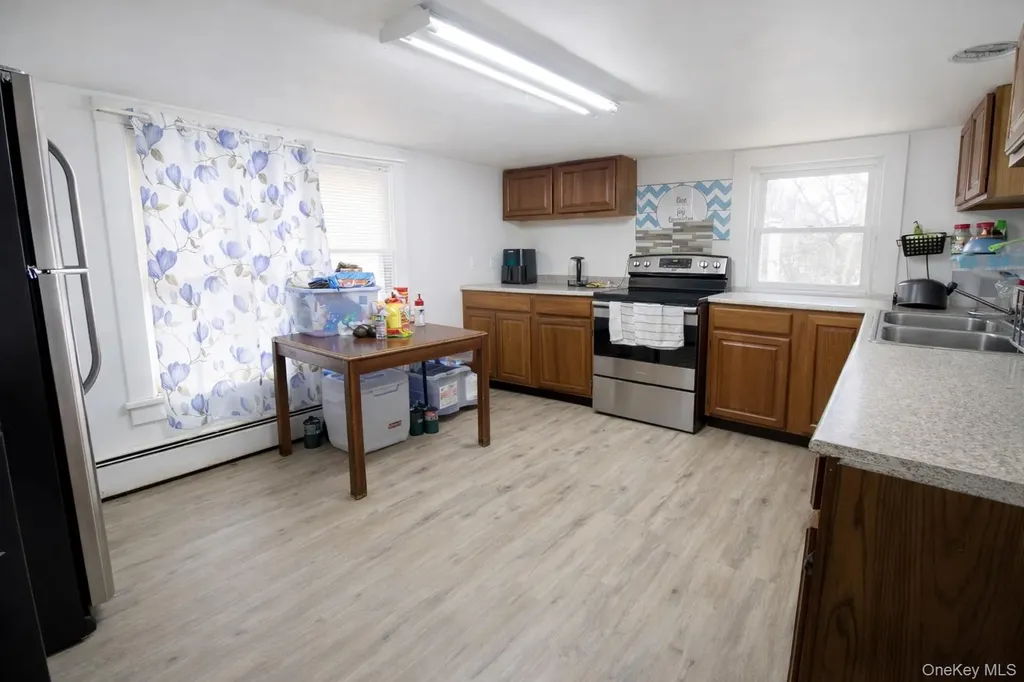 9 Benedict Lane New Windsor NY 12553