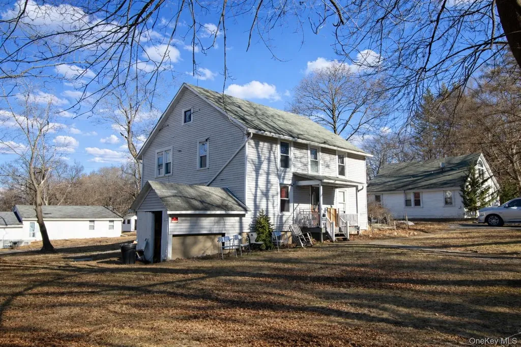 9 Benedict Lane New Windsor NY 12553