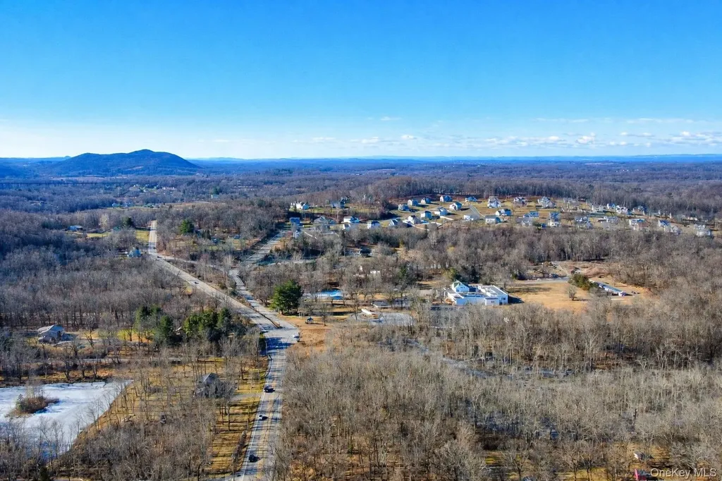 9 Benedict Lane New Windsor NY 12553