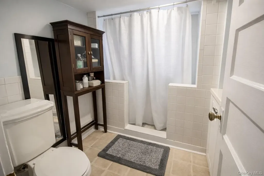 9 Benedict Lane New Windsor NY 12553