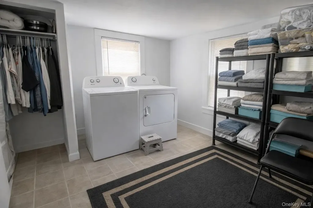 9 Benedict Lane New Windsor NY 12553
