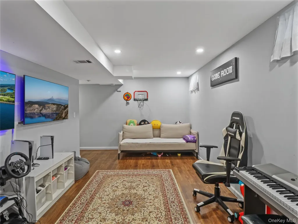 15 Leif Boulevard Congers NY 10920