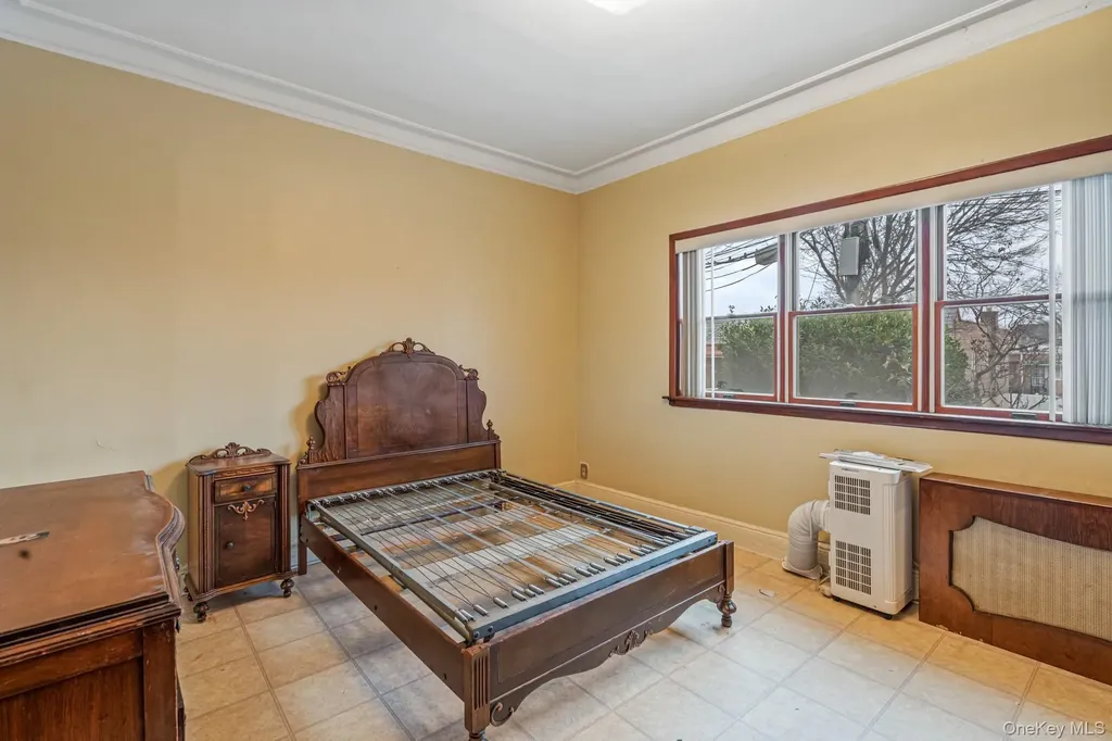 6923 59th Road Maspeth NY 11378