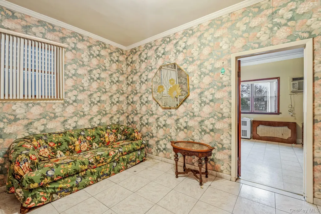 6923 59th Road Maspeth NY 11378