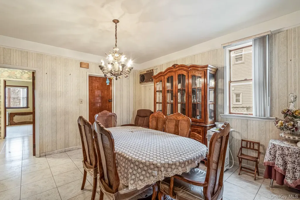 6923 59th Road Maspeth NY 11378