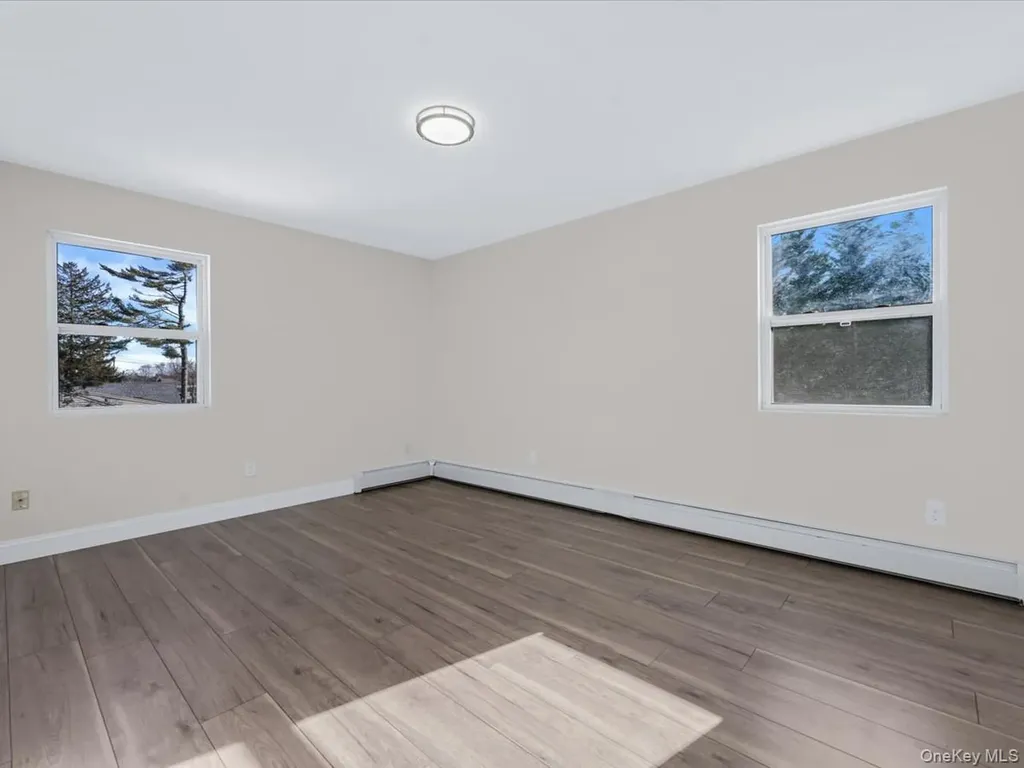 610 Windmill Avenue West Babylon NY 11704