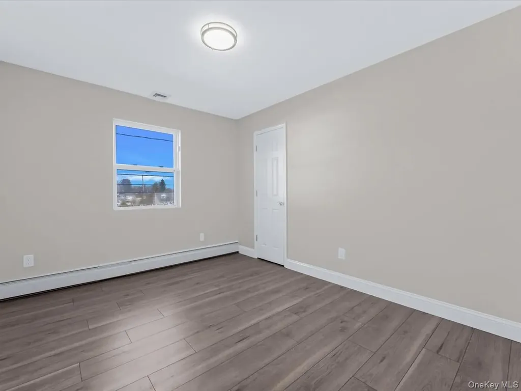 610 Windmill Avenue West Babylon NY 11704