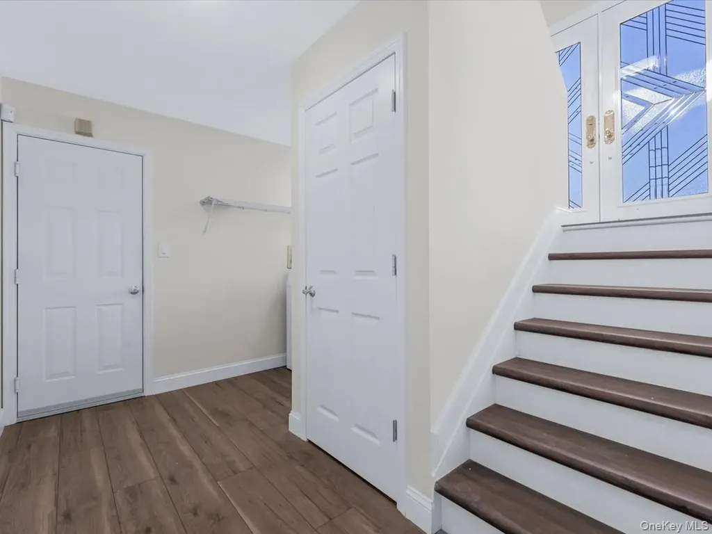 610 Windmill Avenue West Babylon NY 11704