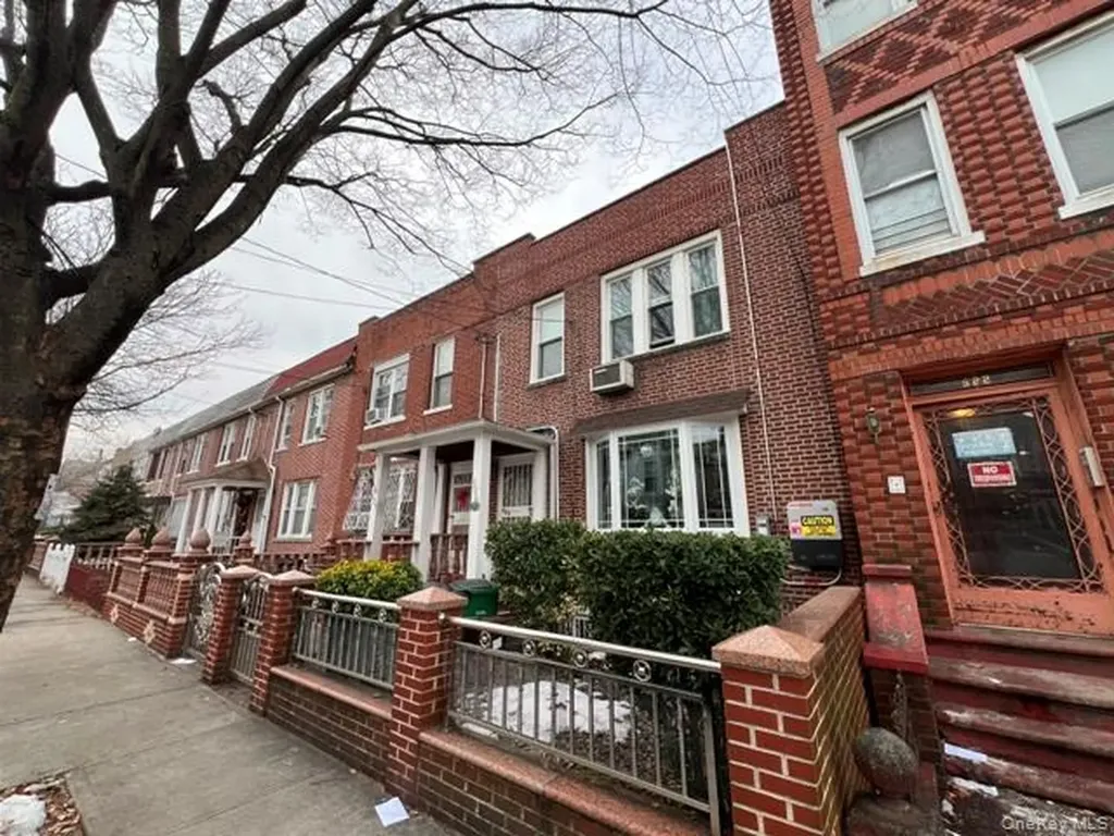 522 E 51st Street Brooklyn NY 11203