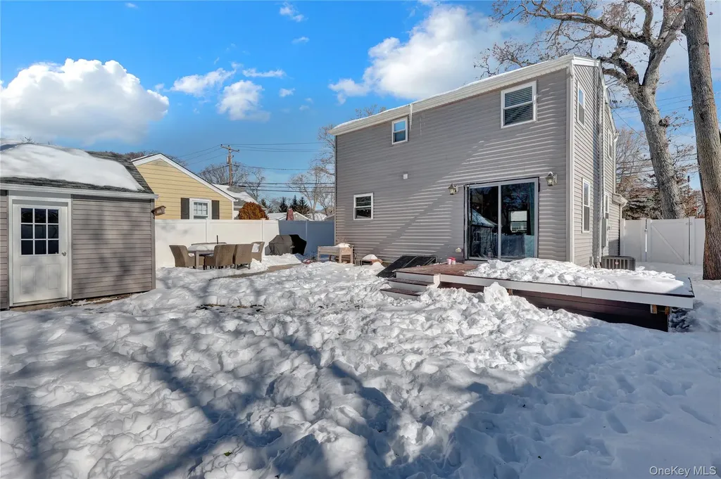 522 Browns Road Nesconset NY 11767