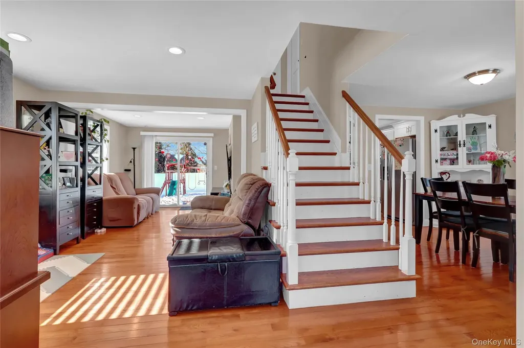 522 Browns Road Nesconset NY 11767