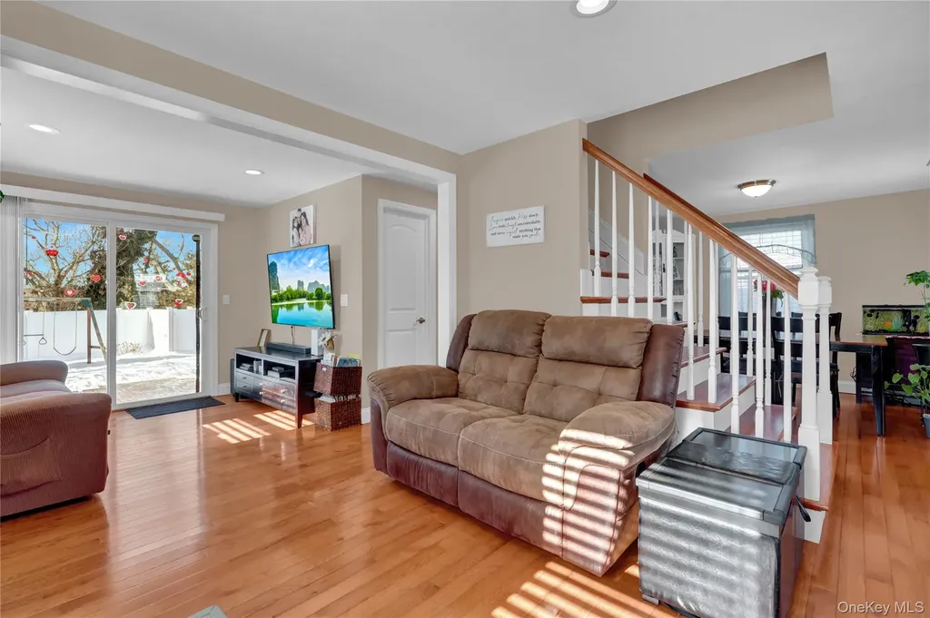 522 Browns Road Nesconset NY 11767