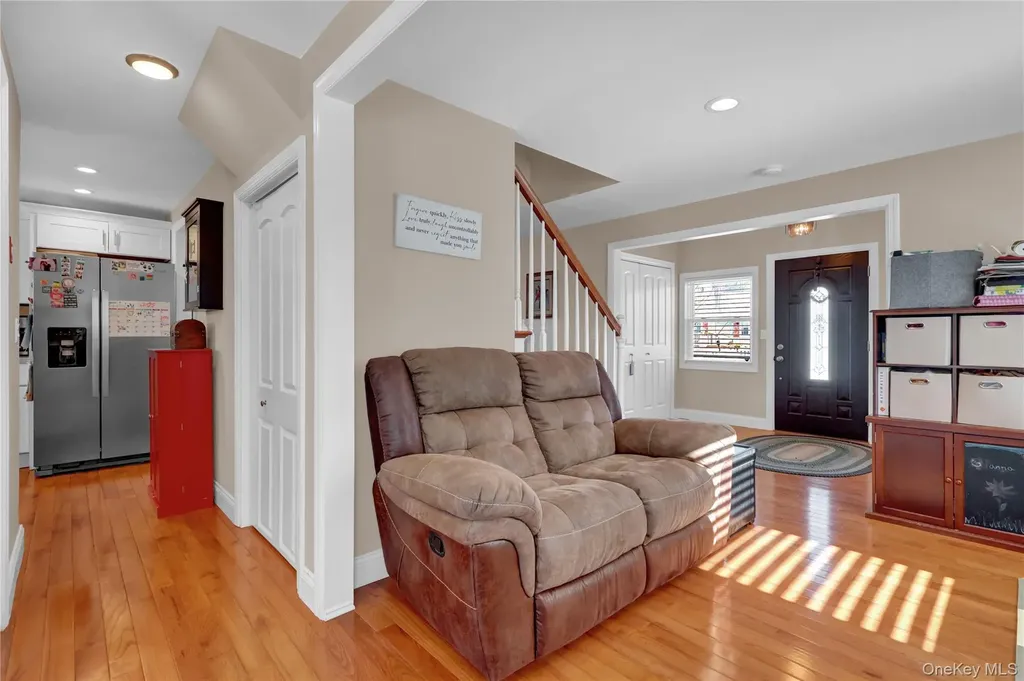 522 Browns Road Nesconset NY 11767