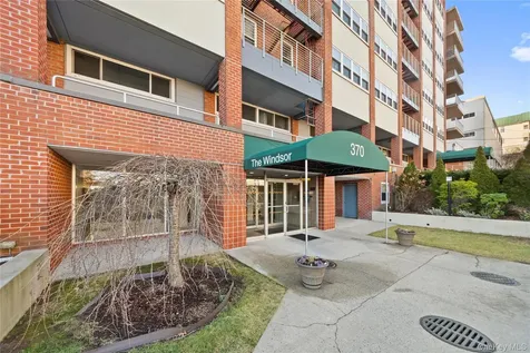 370 Westchester Avenue Port Chester NY 10573
