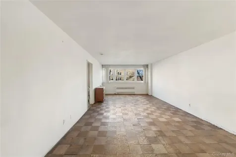 370 Westchester Avenue Port Chester NY 10573