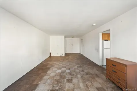 370 Westchester Avenue Port Chester NY 10573