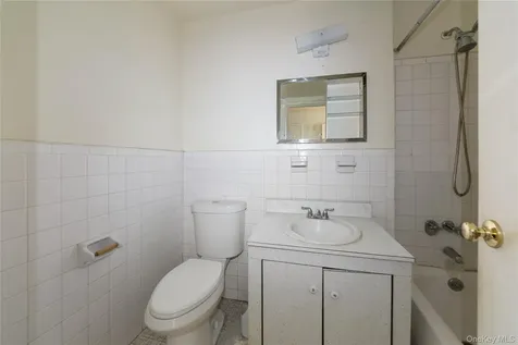 370 Westchester Avenue Port Chester NY 10573
