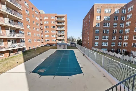 370 Westchester Avenue Port Chester NY 10573