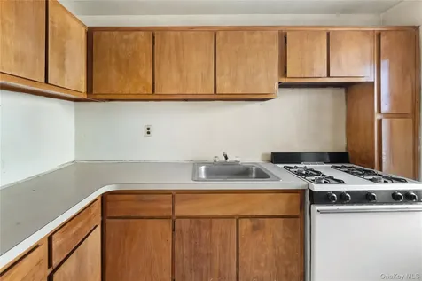 370 Westchester Avenue Port Chester NY 10573