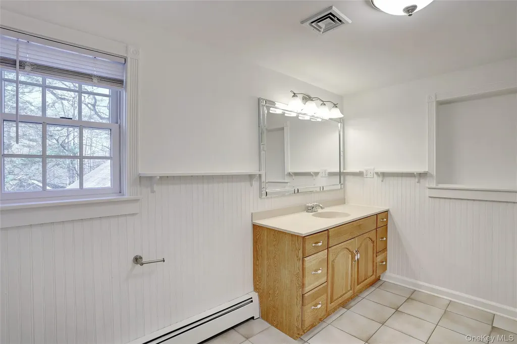 21 Mile Road Suffern NY 10901