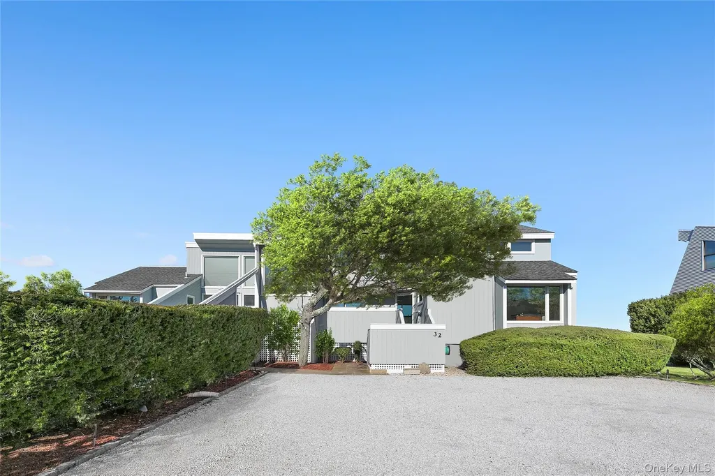 32 Dune Westhampton Beach NY 11978