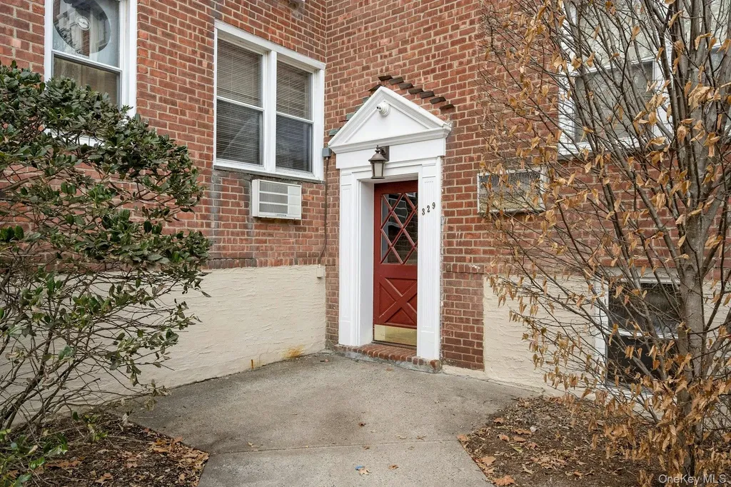 329 Palmer Terrace Mamaroneck NY 10543