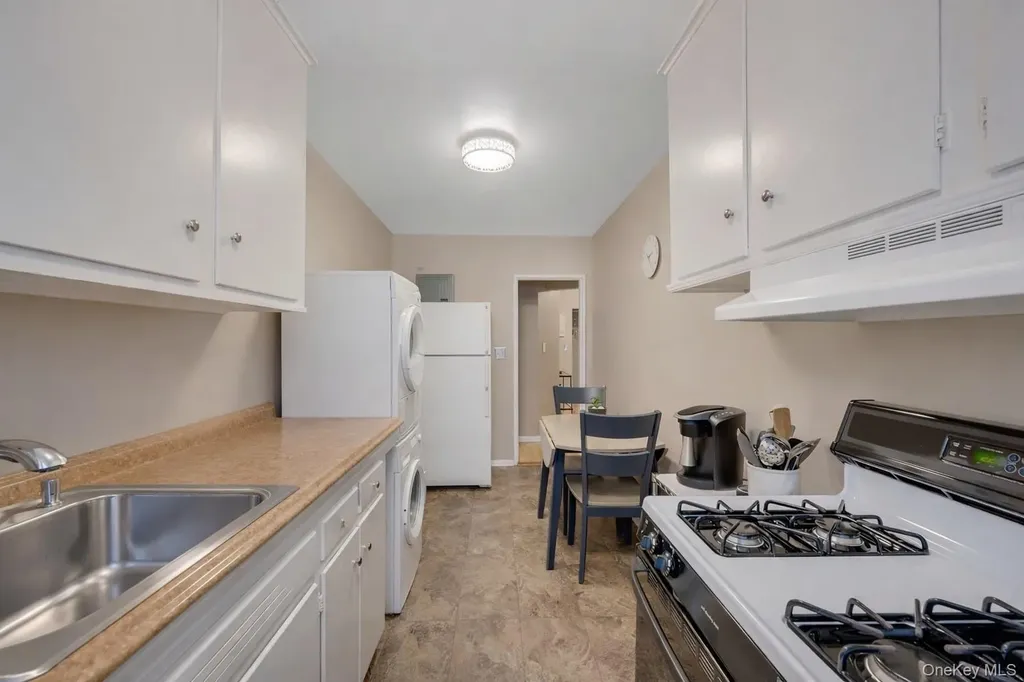329 Palmer Terrace Mamaroneck NY 10543