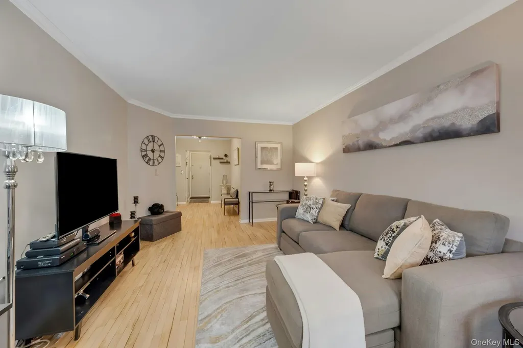 329 Palmer Terrace Mamaroneck NY 10543