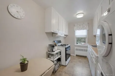 329 Palmer Terrace Mamaroneck NY 10543