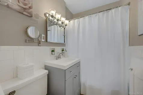 329 Palmer Terrace Mamaroneck NY 10543