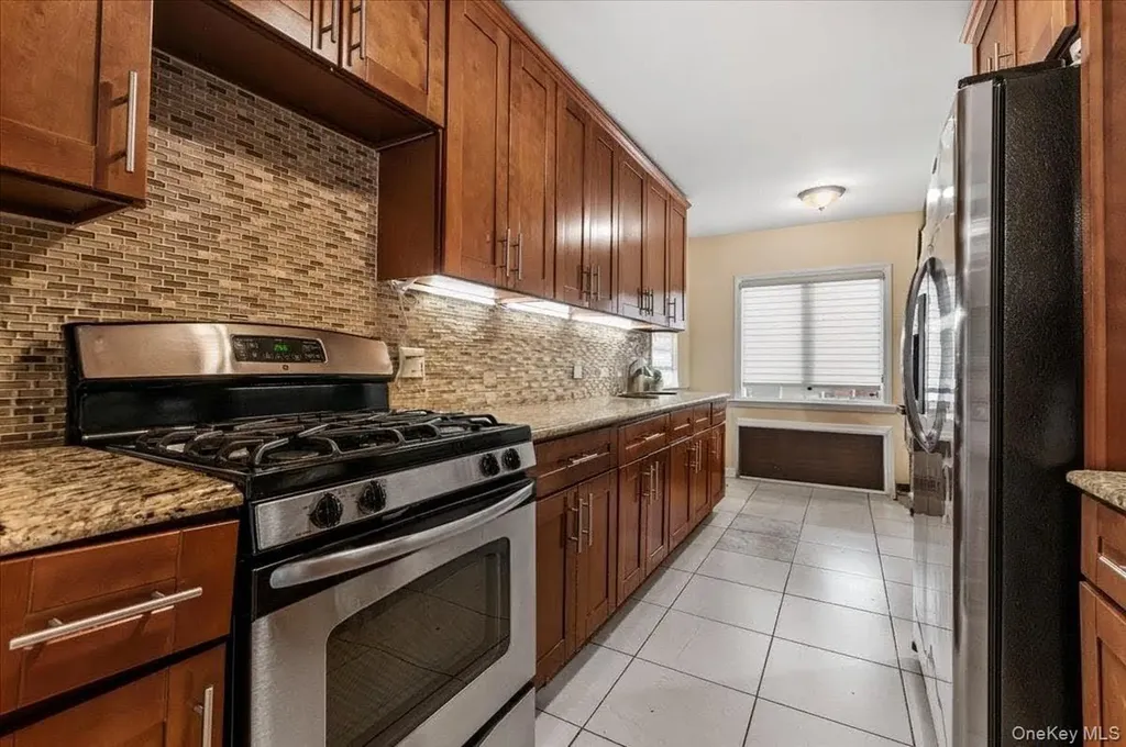 449 Argyle Road Cedarhurst NY 11516