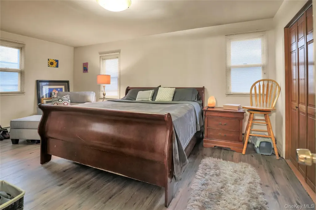 1763 E Berkshire Road Merrick NY 11566