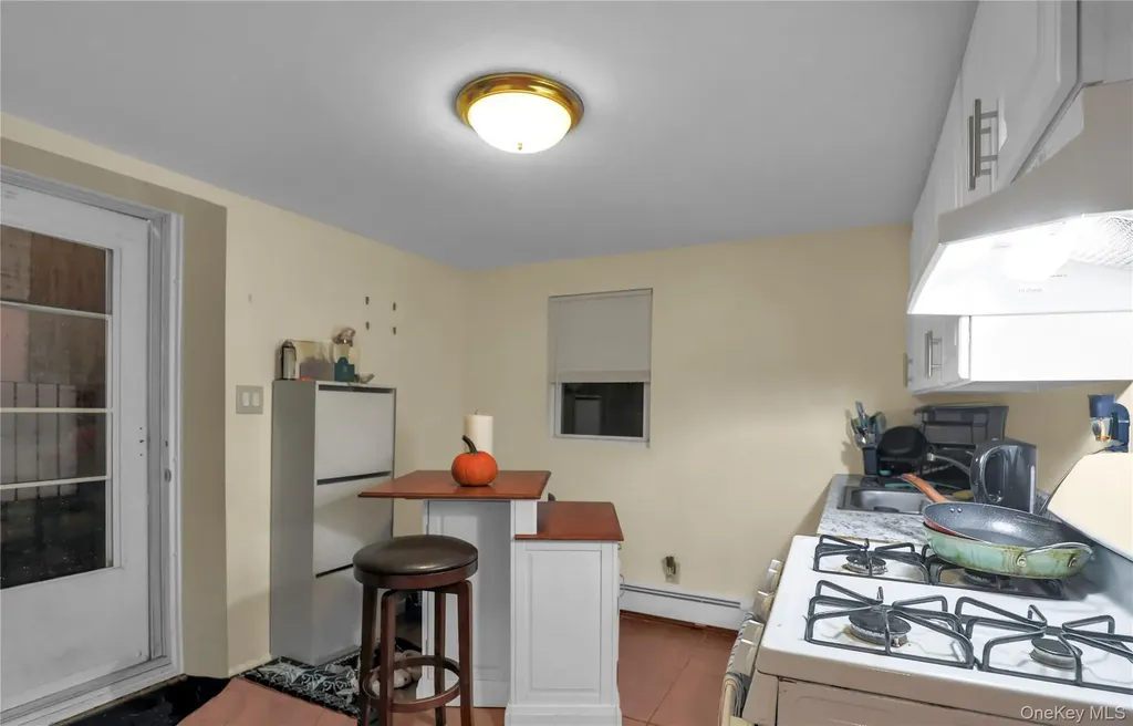 1763 E Berkshire Road Merrick NY 11566