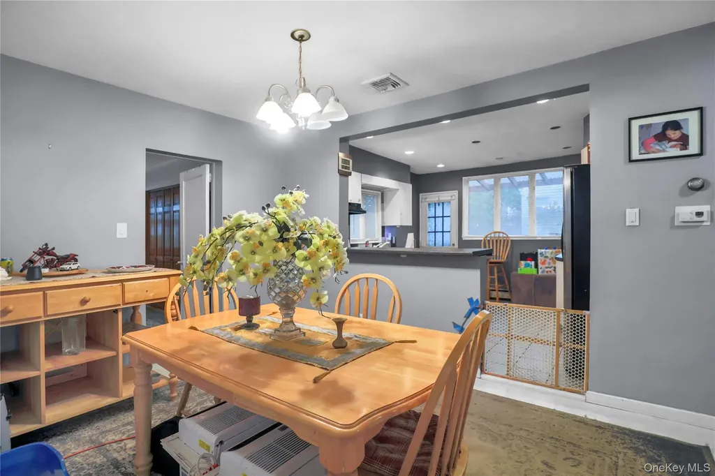 1763 E Berkshire Road Merrick NY 11566