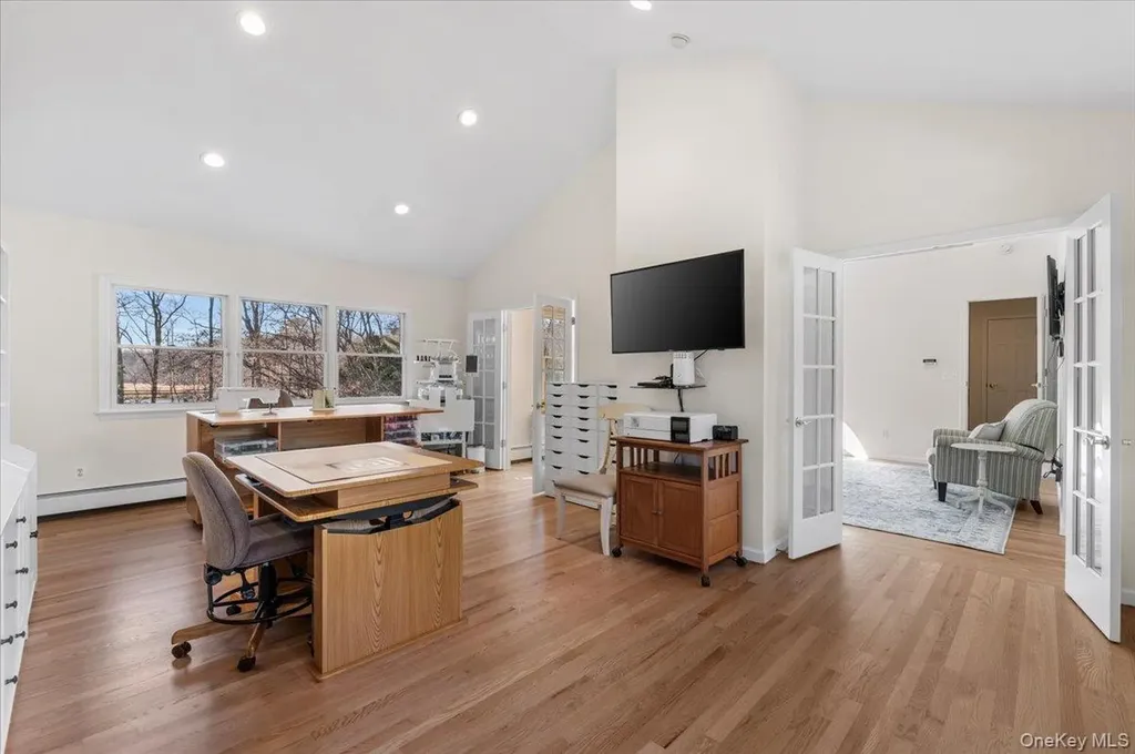306 Southdown Road Lloyd Harbor NY 11743