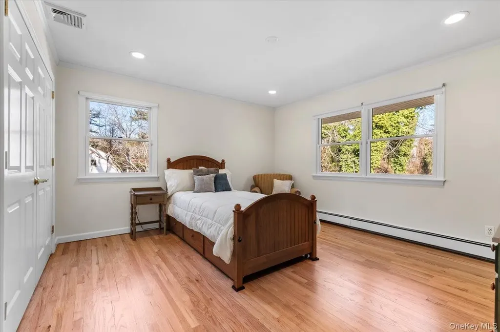 306 Southdown Road Lloyd Harbor NY 11743