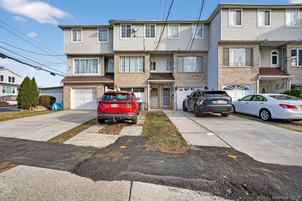 327 Willow Road E Staten Island NY 10314