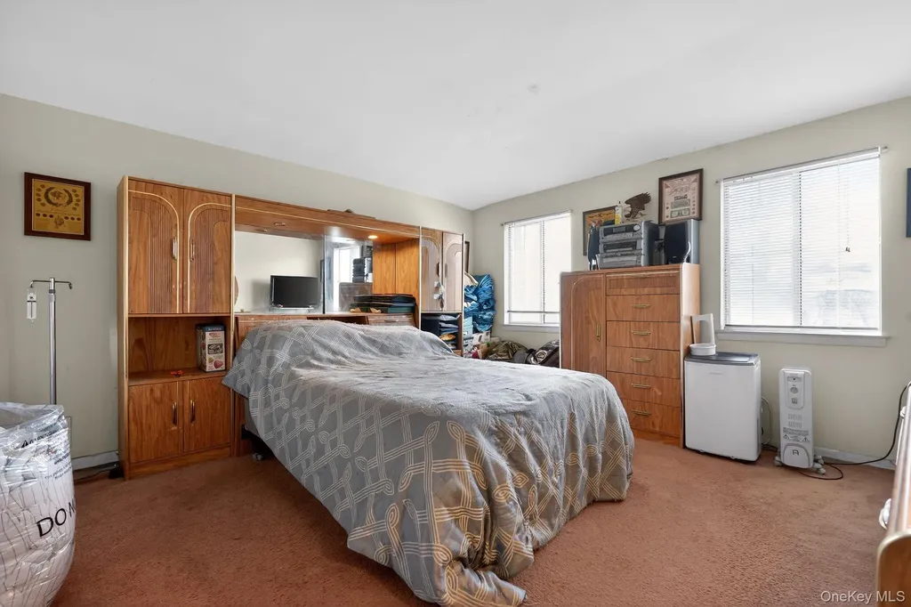 327 Willow Road E Staten Island NY 10314