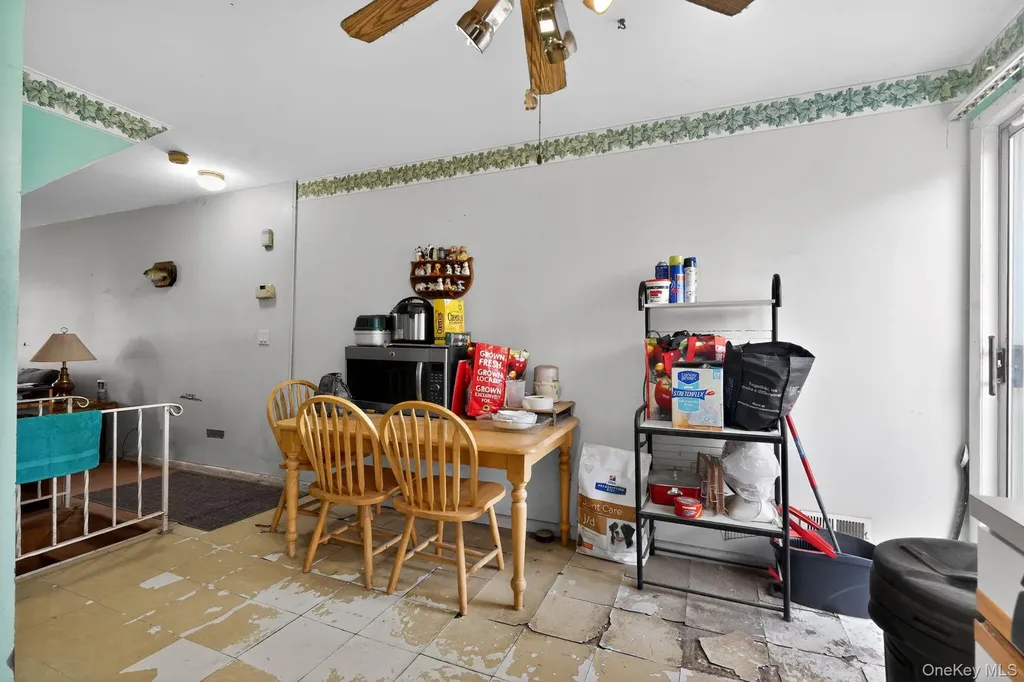 327 Willow Road E Staten Island NY 10314
